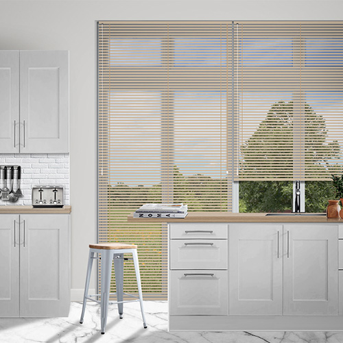 Lusso Buff Lifestyle Venetian blinds