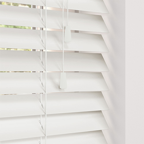 Glaze Silk White Lifestyle Wooden blinds